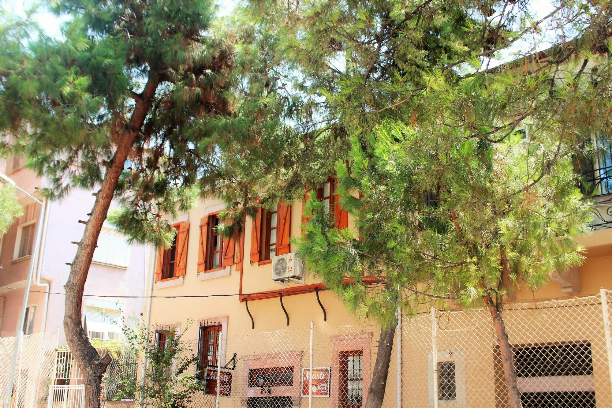 Kispet Marti Boutique Hotel Ayvalik Bagian luar foto