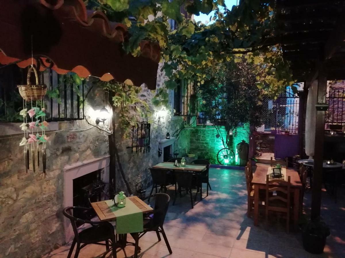 Kispet Marti Boutique Hotel Ayvalik Bagian luar foto